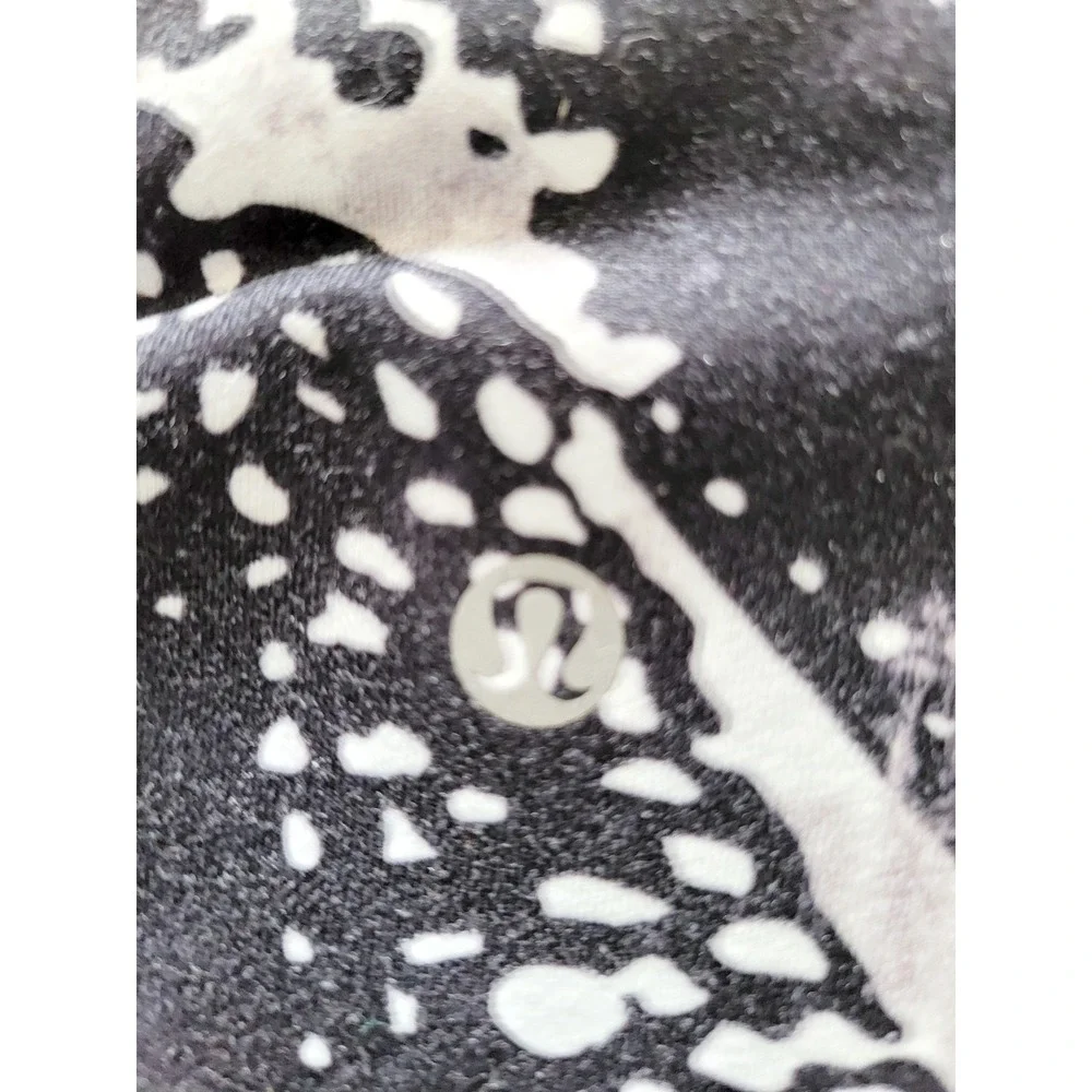 Lululemon 4‎ Align High Rise Leggings Black White Snake Print Abstract Dot Yoga